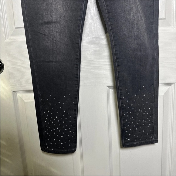 Levi's Women's 721 High Rise Skinny Leg Distressed Jeans Size 30 Rhinestone - Picture 6 of 16